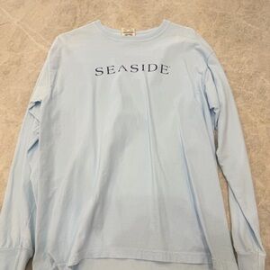 Long sleeve Seaside Style t-shirt.